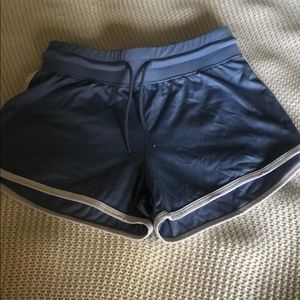 never worn alphalete shorts!